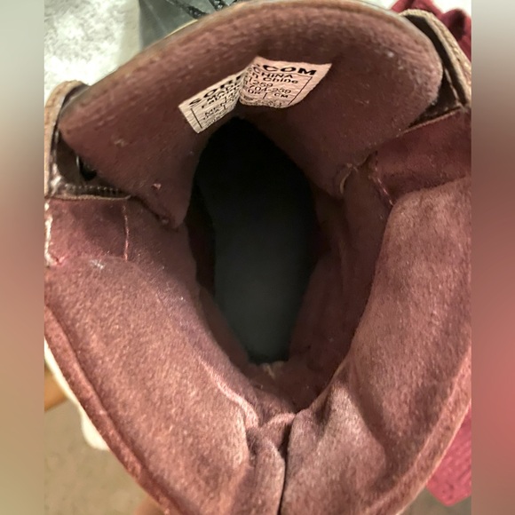 Sorel Cheyenne II Waterproof Leather Boots Color Tobacco/Black - Picture 4 of 11